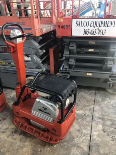 Multiquip MVH306GH Reversible Plate Compactor Honda GX270 New Honda Engine!