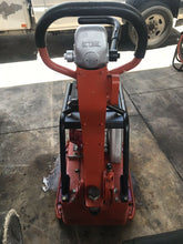 Load image into Gallery viewer, Multiquip MVH306GH Reversible Plate Compactor Honda GX270 New Honda Engine!